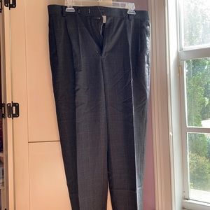 2 Dress Pants Khaki/Charcoal-32 x 30